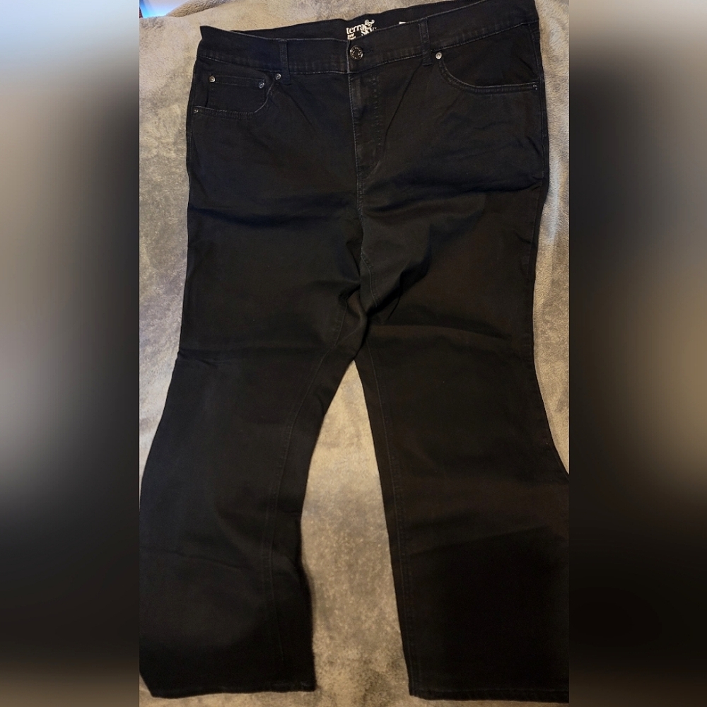 Terra & Sky 20W Plus Straight Leg Jeans Black Denim NWOT
